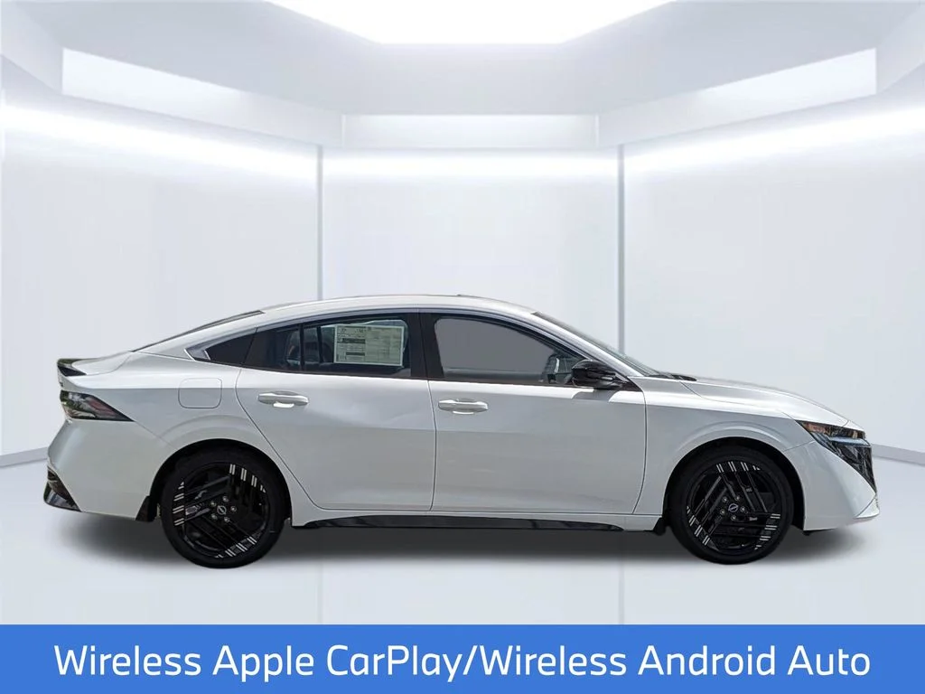 New 2026 White Nissan SR image 9