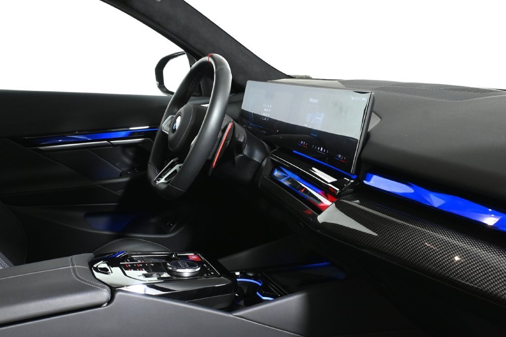 Used 2025 Dark Graphite BMW Base image 33