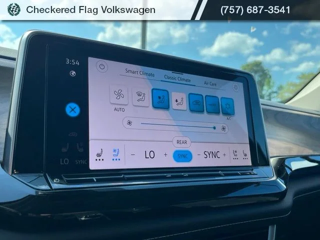 New 2026 Green Volkswagen 2.0T SE w/Technology image 42