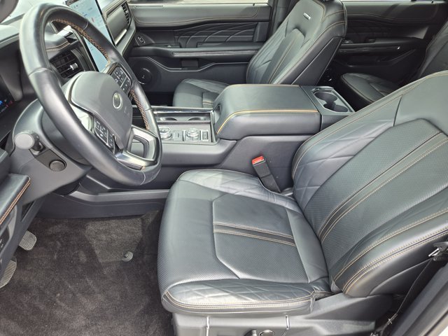 Used 2022 White Metallic Ford  image 11