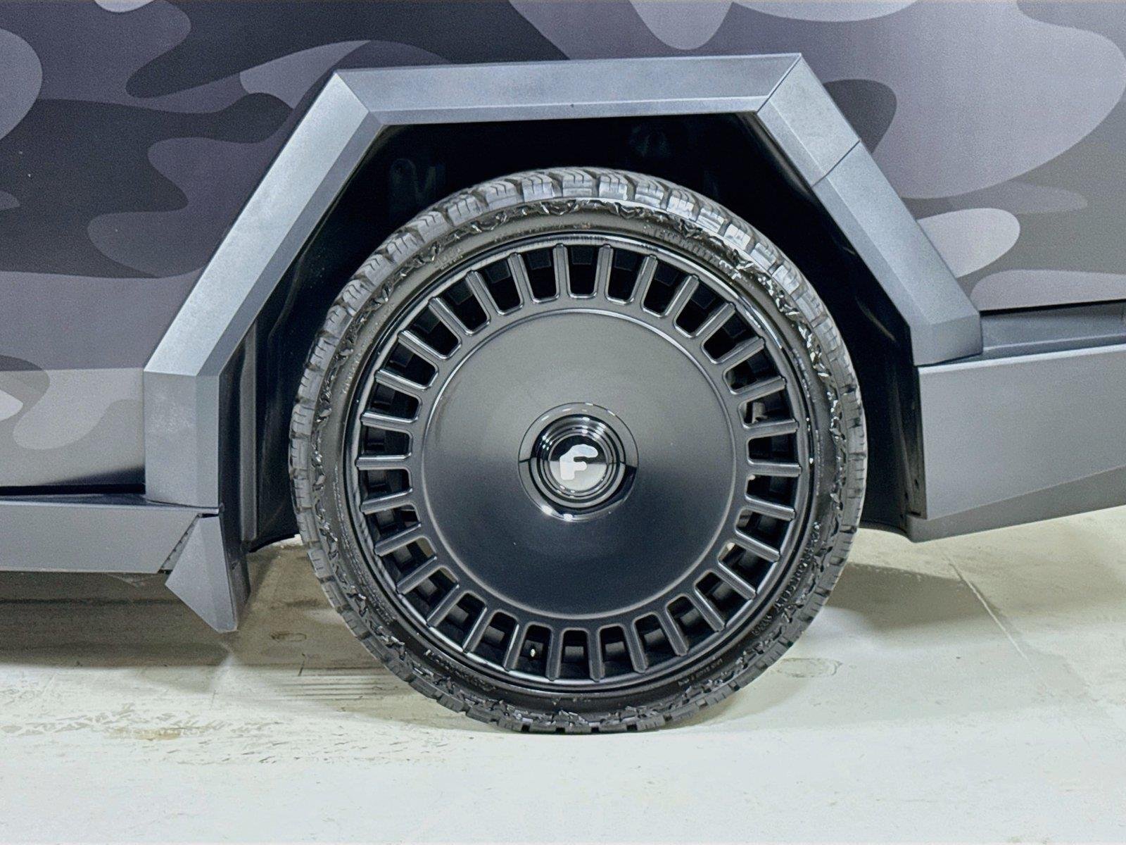 Used 2024 Camo Wrapp Tesla Cyberbeast | Forgiato Wheels | Camo Wrap image 30