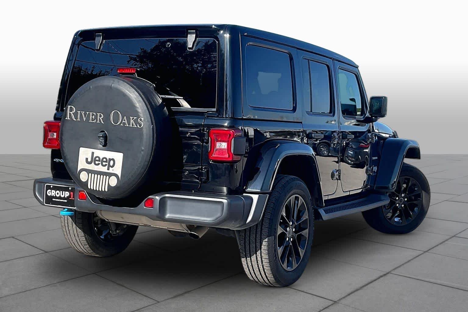 Used 2024 Black Clearcoat Jeep Sahara image 12