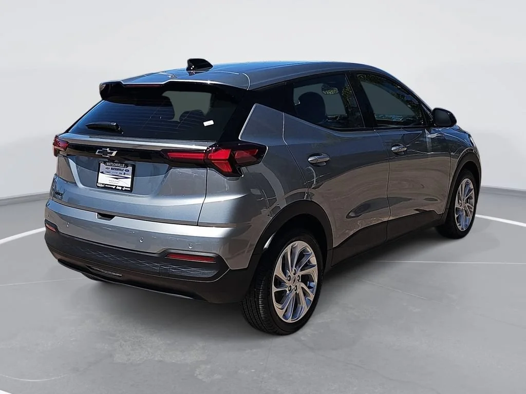 2027 Chevrolet Bolt LT - Photo 3