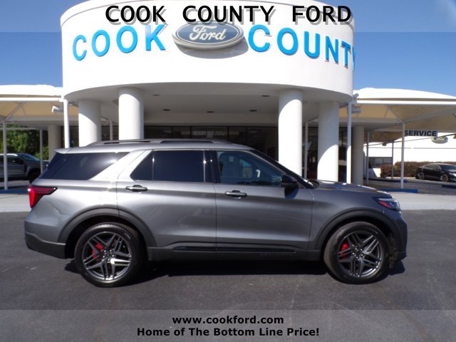Used 2025 Carbonized Gray Metallic Ford ST image 8