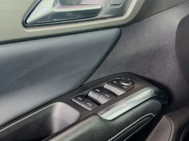 Used 2025 Black Metallic Chevrolet LT image 18