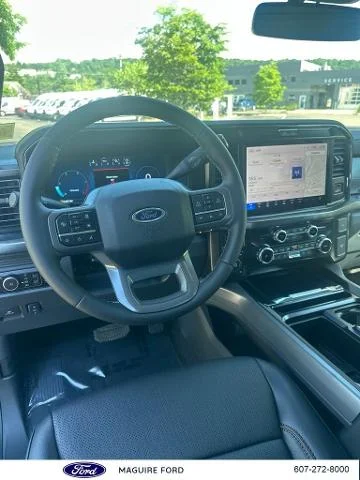 New 2026 Glacier Gray Metallic Tri-Coat Ford F-350® Lariat® image 30