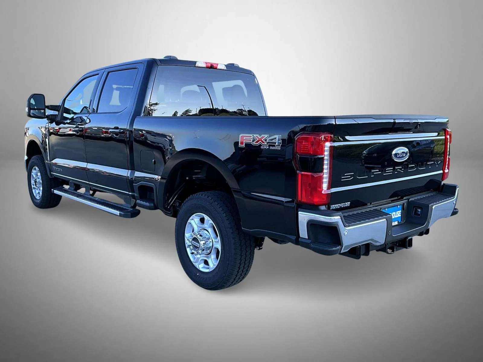 New 2026 Agate Black Metallic Ford XLT image 7
