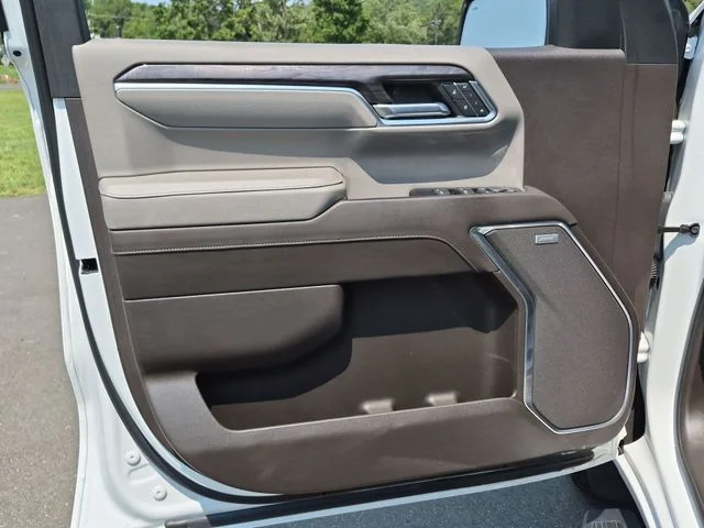 Used 2024 White Chevrolet LTZ image 19