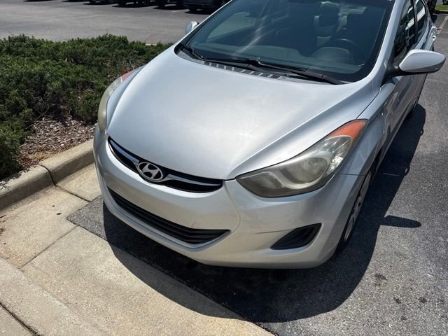 Used 2011 Silver Hyundai GLS image 1