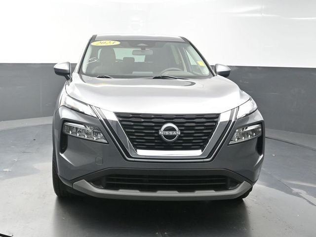 Used 2023 Gray Nissan SV image 2