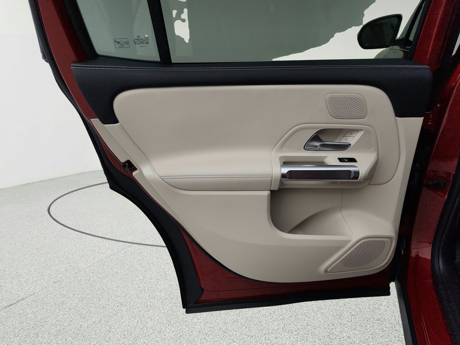 Certified Used 2026 MANUFAKTUR Patagonia Red Metallic Mercedes-Benz GLB 250 image 30