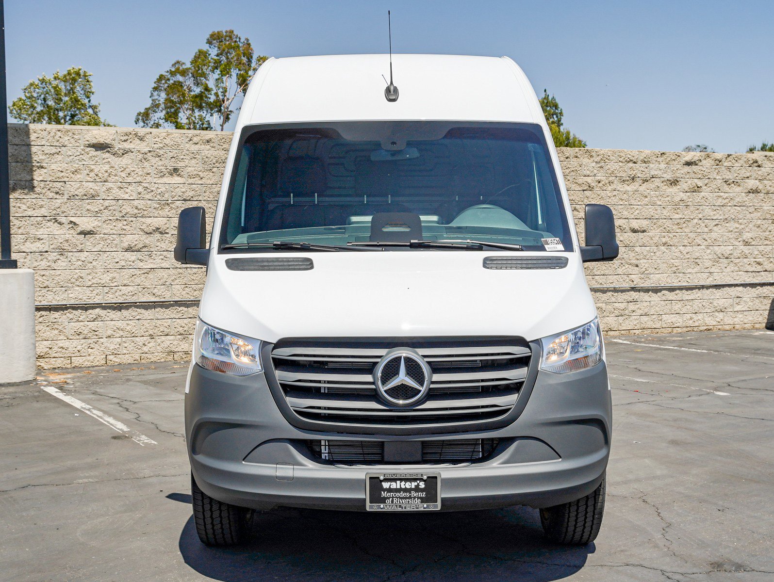 New 2026 Arctic White Mercedes-Benz 2500 High Roof I4 Diesel HO 170 Extended RWD image 2