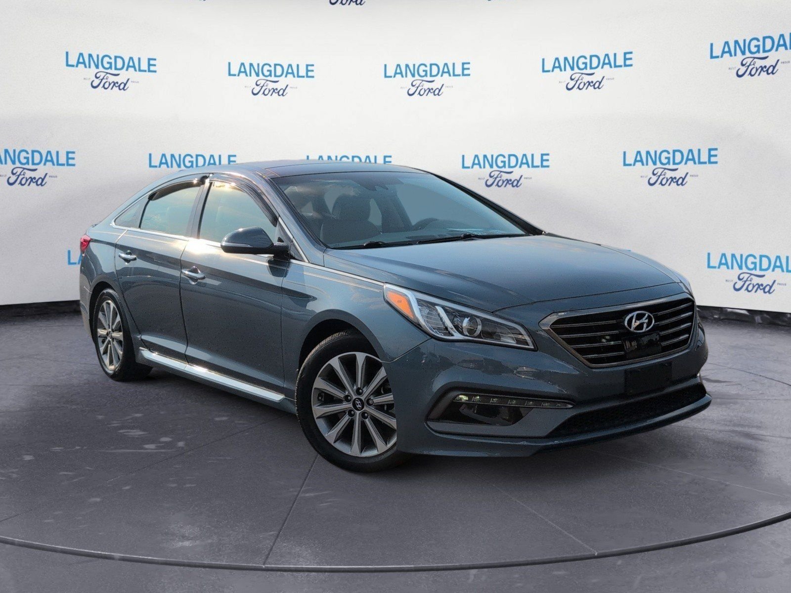 Used 2016 Hyundai Sonata Limited with VIN 5NPE34AF8GH331574 for sale in Valdosta, GA