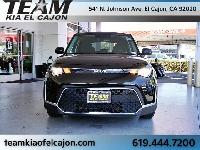 Used 2023 Black Kia S image 4