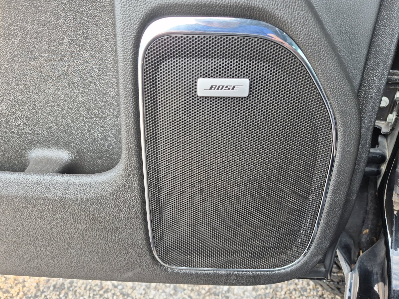 Used 2019 BLACK Chevrolet LTZ image 26