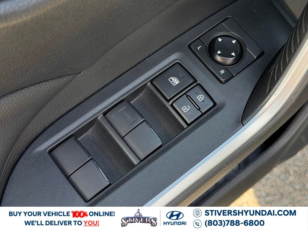 2021 Toyota RAV4 XLE - Photo 30