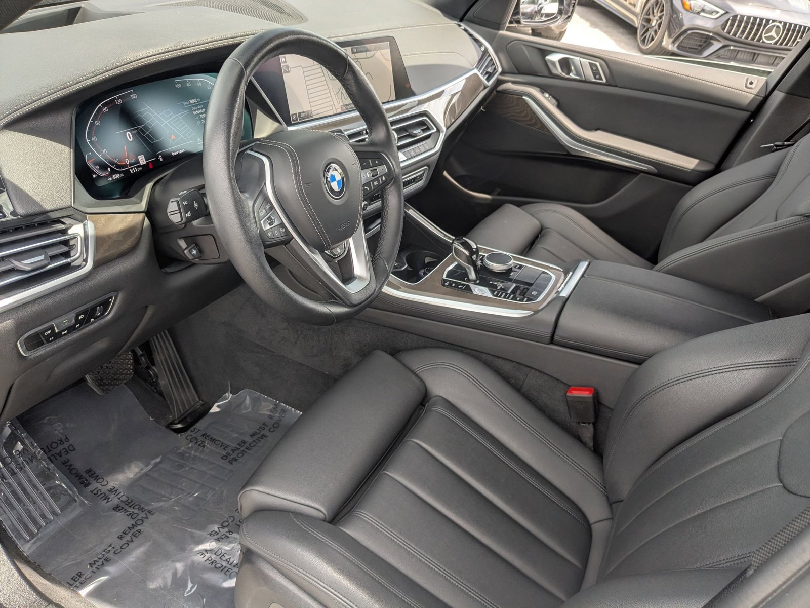 Used 2022 Arctic Grey Metallic BMW xDrive40i image 4