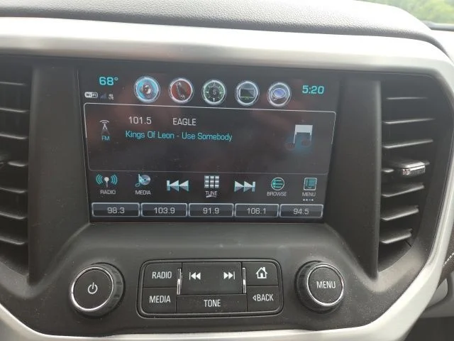 Used 2019 White GMC SLT-2 image 21
