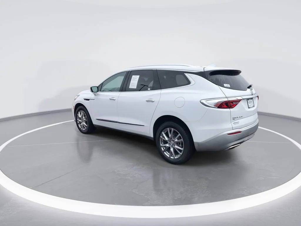 Used 2023 White Buick Essence image 6