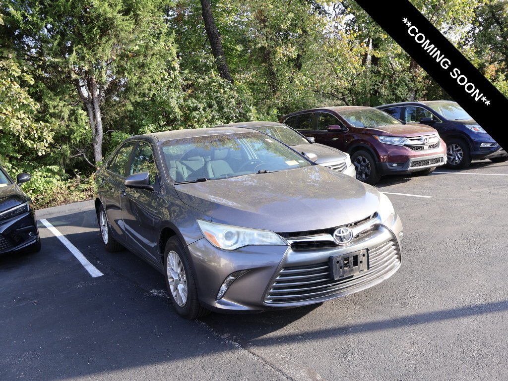 Used 2016 Gray Toyota LE image 1