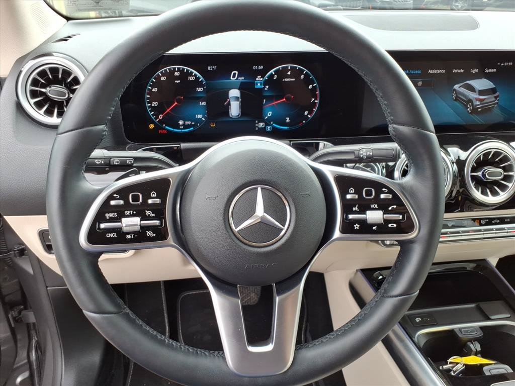 Used 2023 Mountain Grey Met Mercedes-Benz GLA 250 image 15
