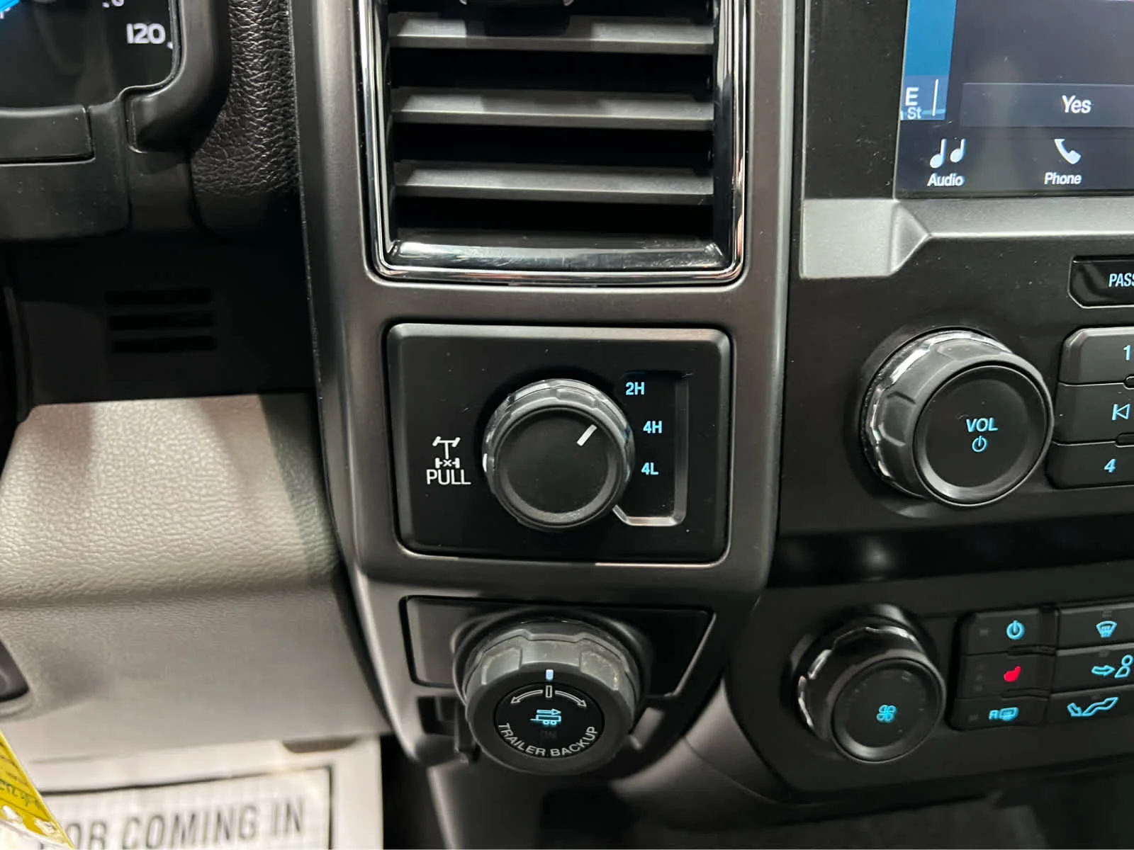 Used 2019 Ruby Red Metallic Tinted Clearcoat Ford XLT image 23