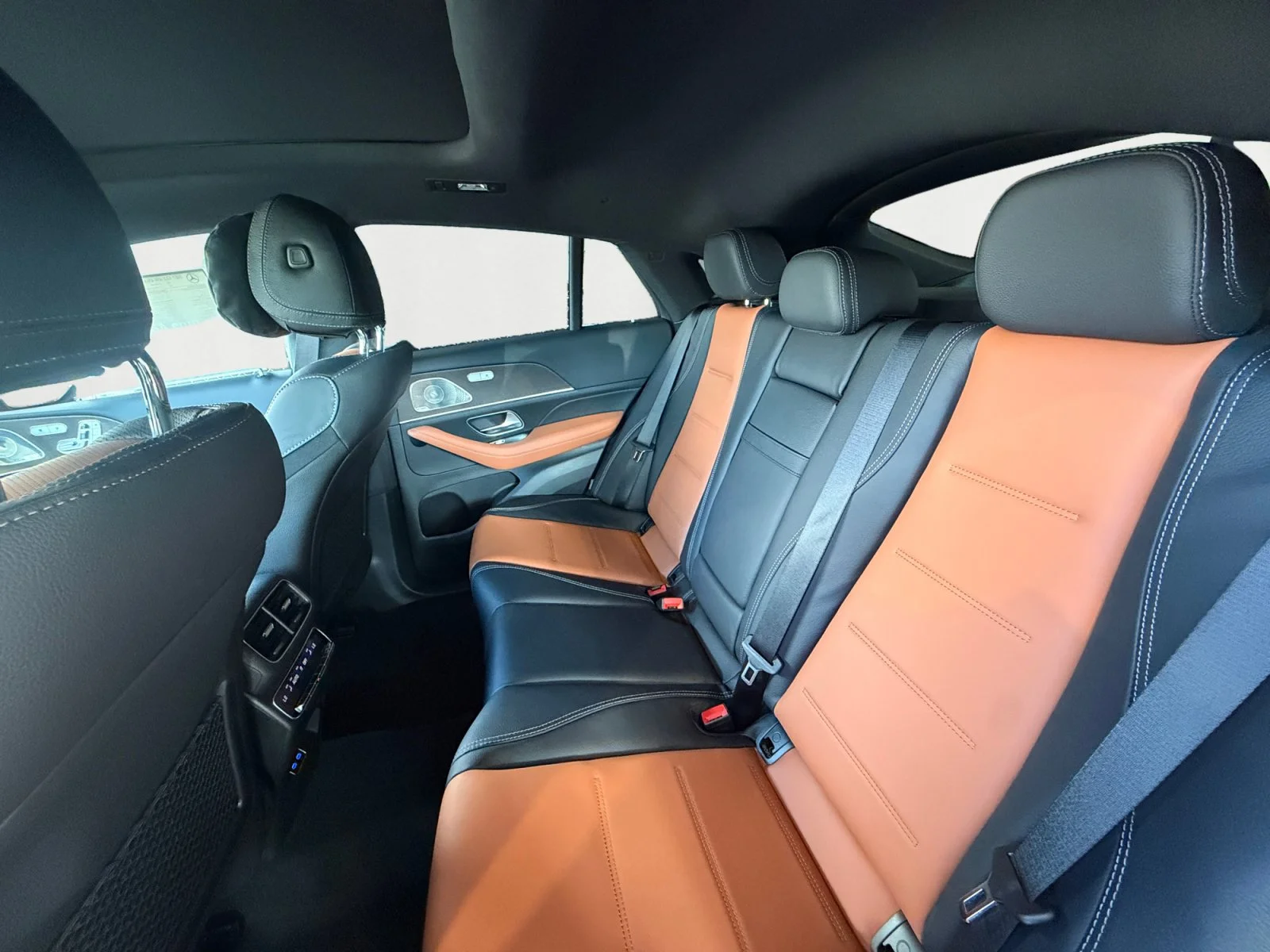 New 2027 Blue Mercedes-Benz GLE 450 image 13