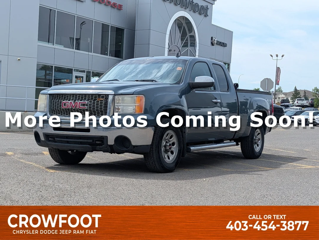 Used 2011  GMC SLE - - 4WD - Remote Keyless Entry - Heated Mirrors - Trailering Package & More! image 1