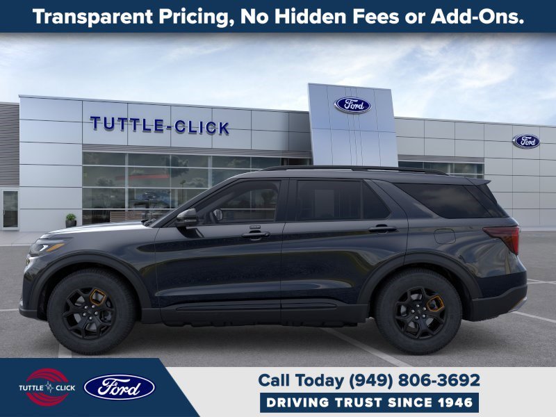 New 2026 Agate Black Metallic Ford Tremor image 3