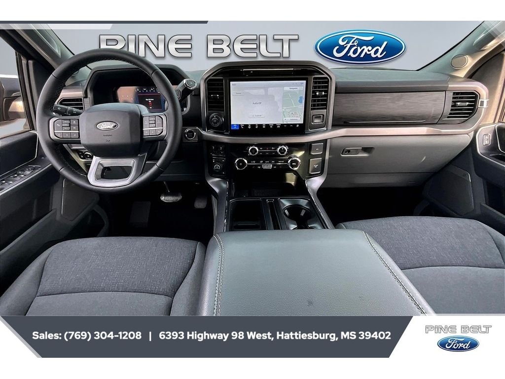 2025 Ford F-150 XLT - Photo 14