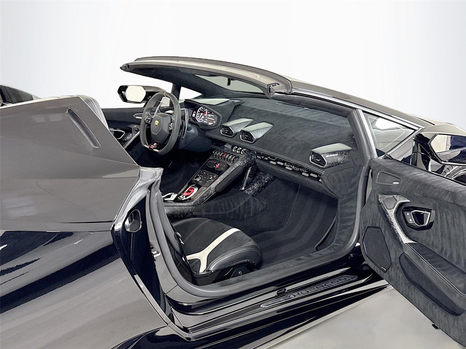 Used 2018 Nero Noctis Lamborghini Performante Spyder | Carbon Buckets | Branding Pkg image 26