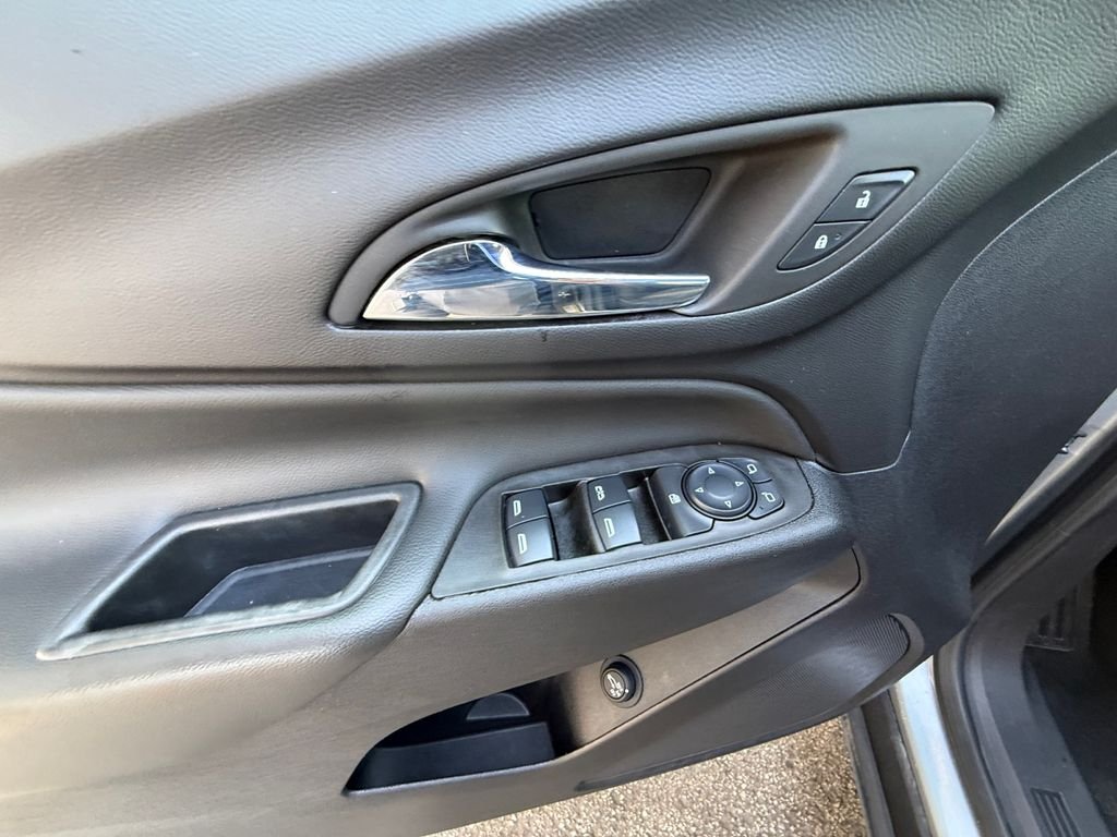 Used 2024 Gray Chevrolet LT image 11