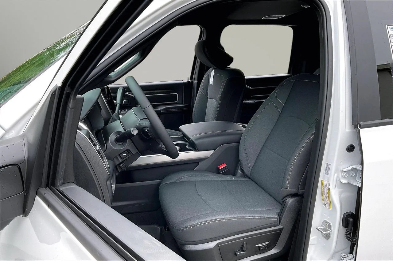 New 2026 Bright White Clearcoat RAM Big Horn image 17