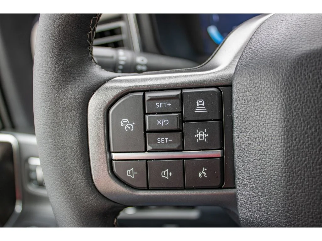 New 2026 Carbonized Gray Metallic Ford F-350® Lariat® image 43