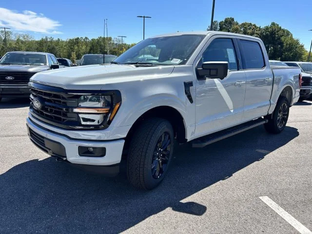 New 2026 White Ford XLT image 18
