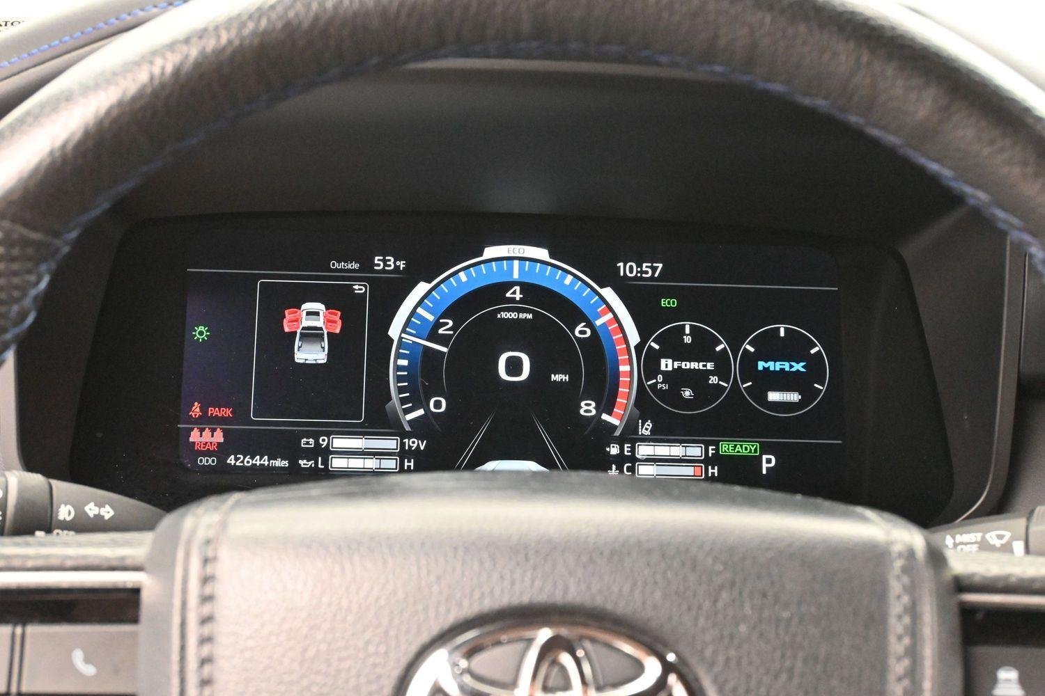 Used 2024  Toyota Platinum Hybrid image 18
