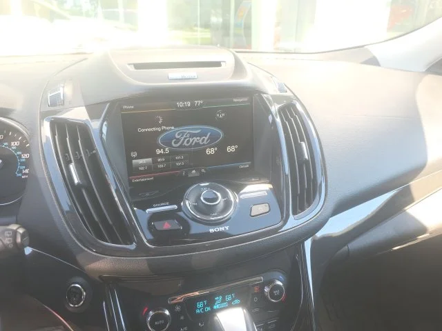 Used 2015 Red Ford Titanium image 13