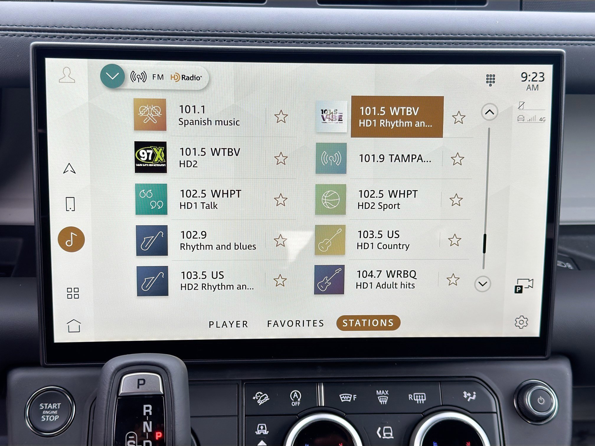2026 Land Rover Defender X-Dynamic SE - Photo 31