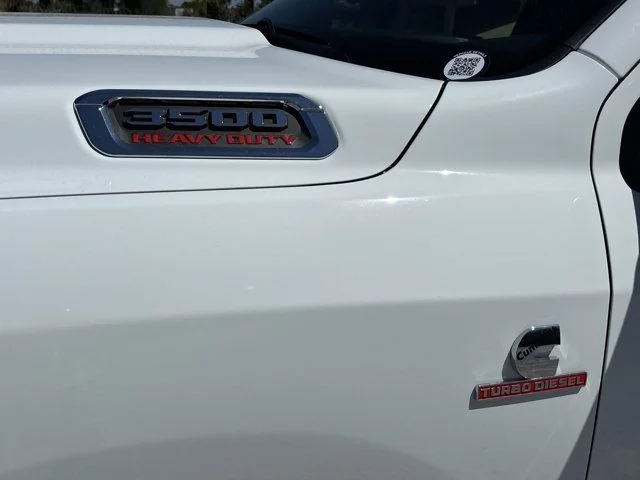 New 2026 Bright White Clear-Coat Exterior Paint RAM Tradesman image 10
