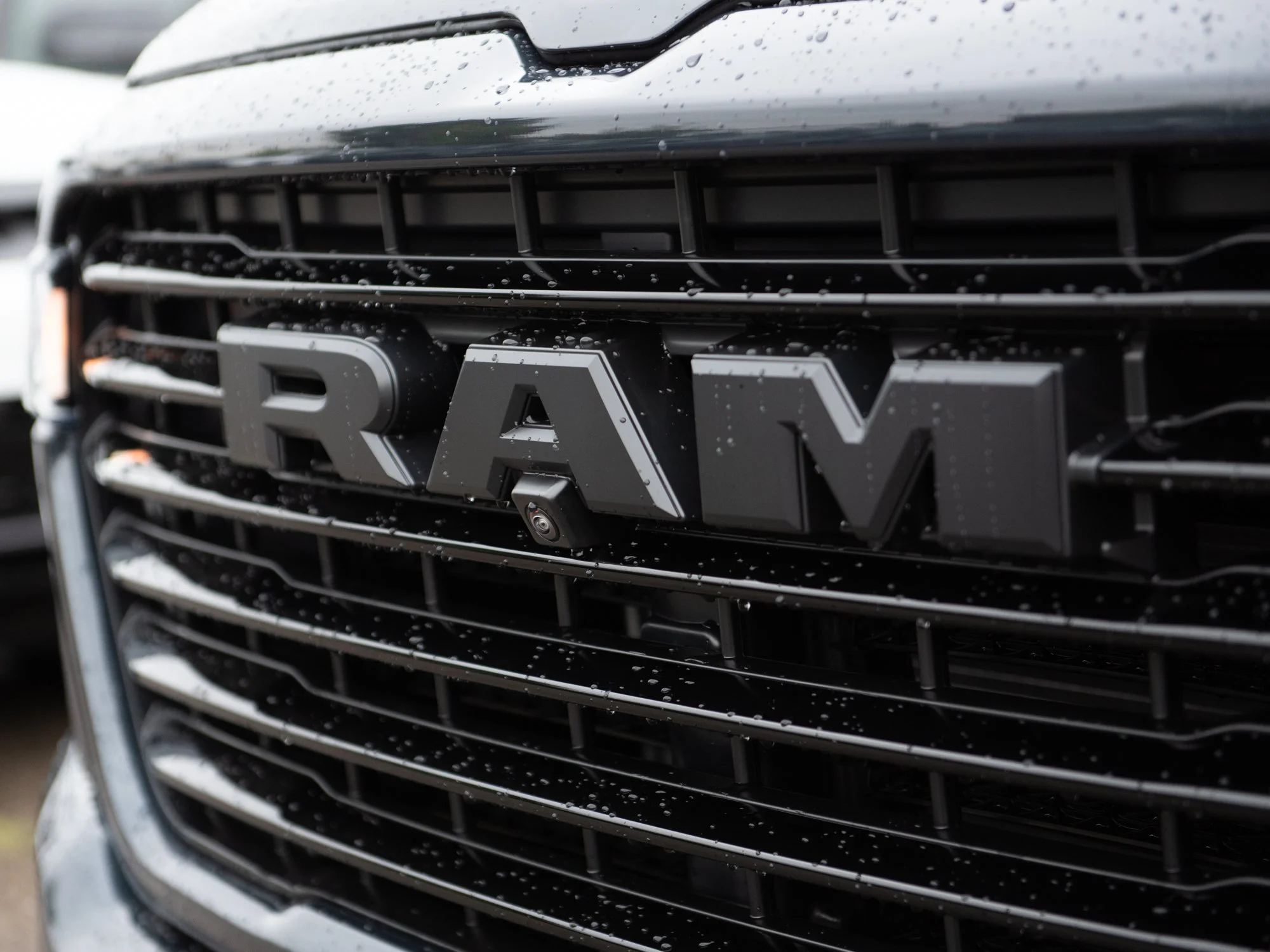 New 2026 Blue RAM Sport* Crew Cab 4x4, Panoramic Sunroof, Heated Seats/Wheel, Nav image 2