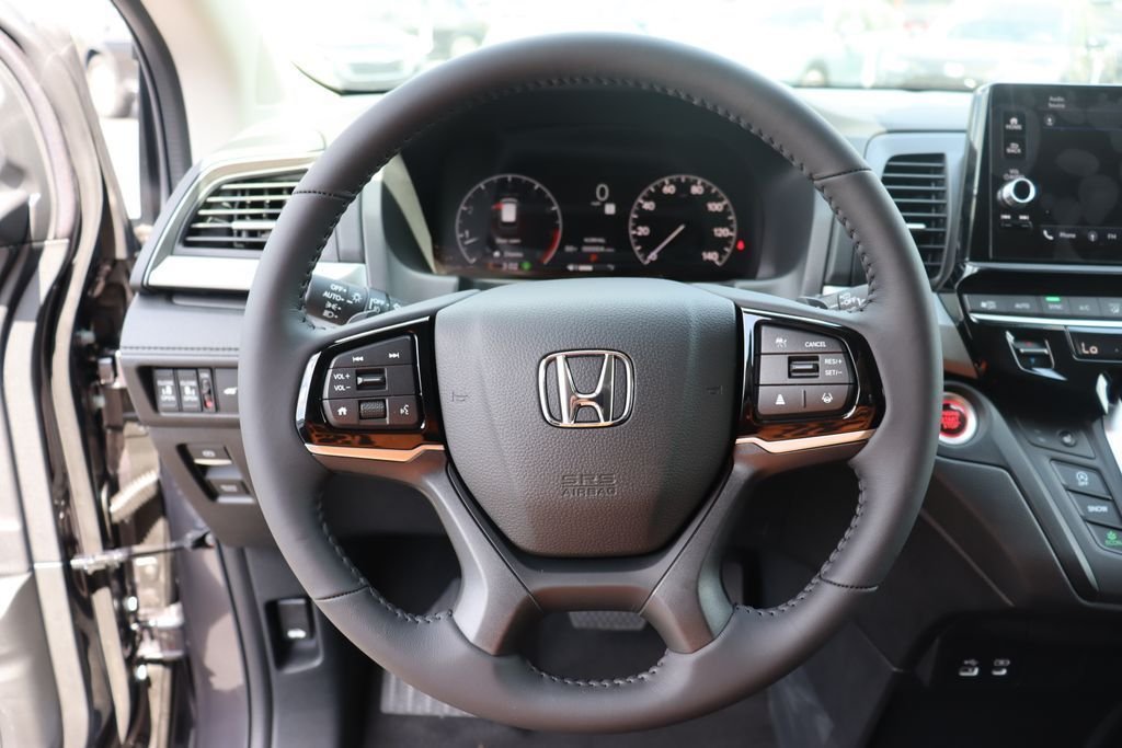 Used 2026 Modern Steel Metallic Honda EX-L image 33