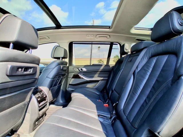 Used 2019 Gray BMW xDrive40i image 26