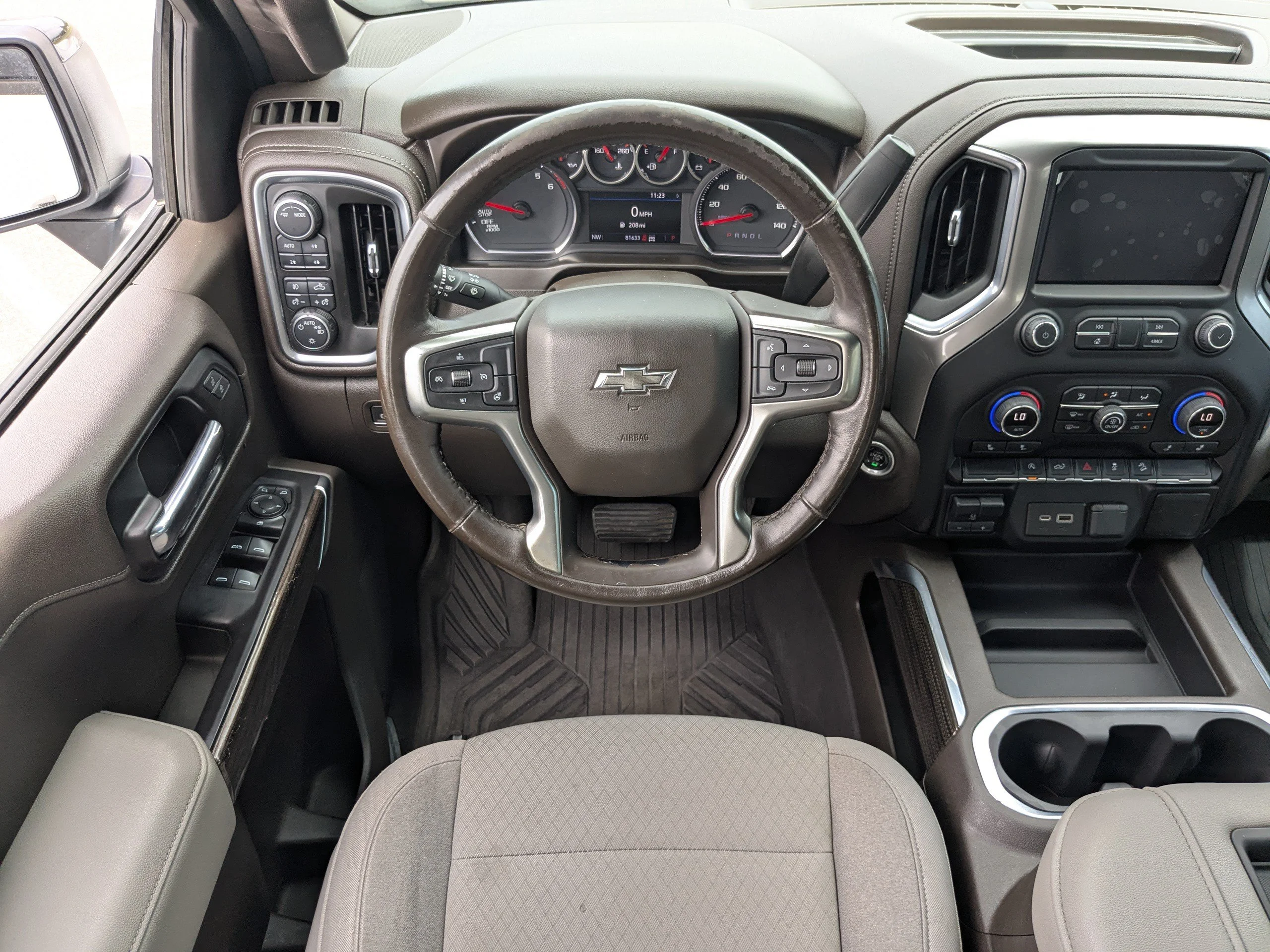 Used 2021 SUMMIT WHITE Chevrolet LT Trail Boss image 18