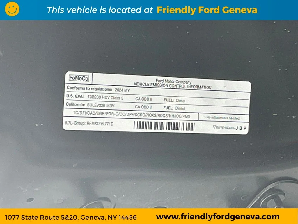 Used 2024 Carbonized Gray Metallic Ford Lariat image 33