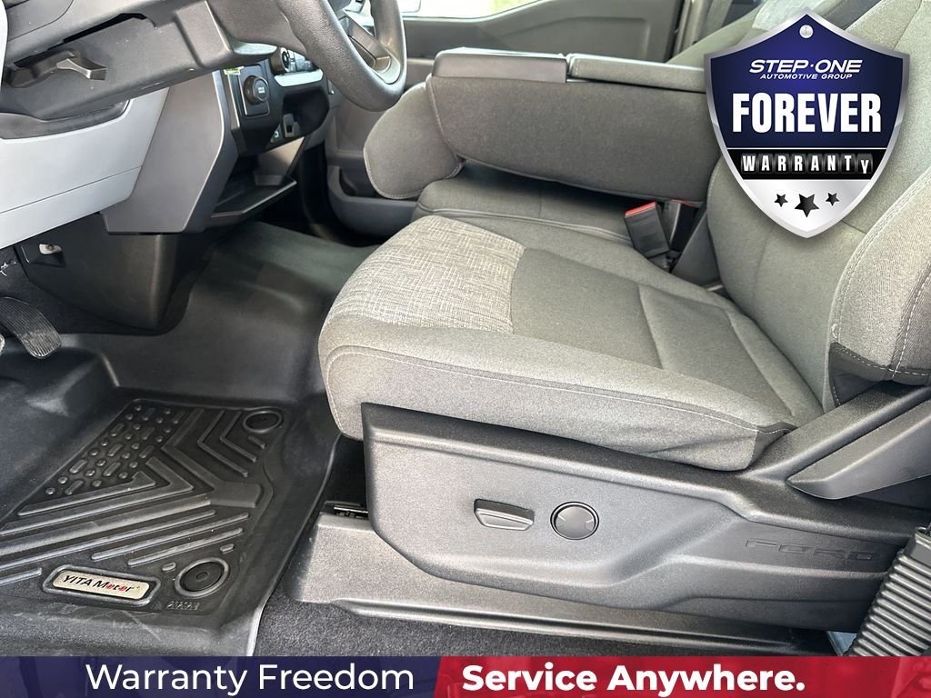 Used 2023 Black Ford XLT image 15