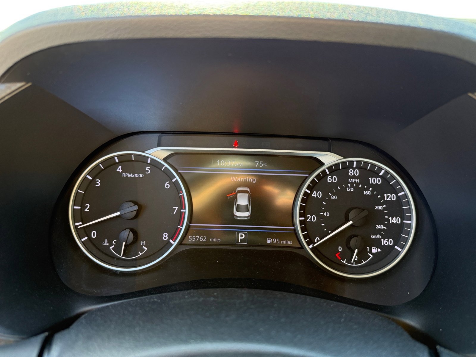 Used 2024 Scarlet Nissan SV image 11