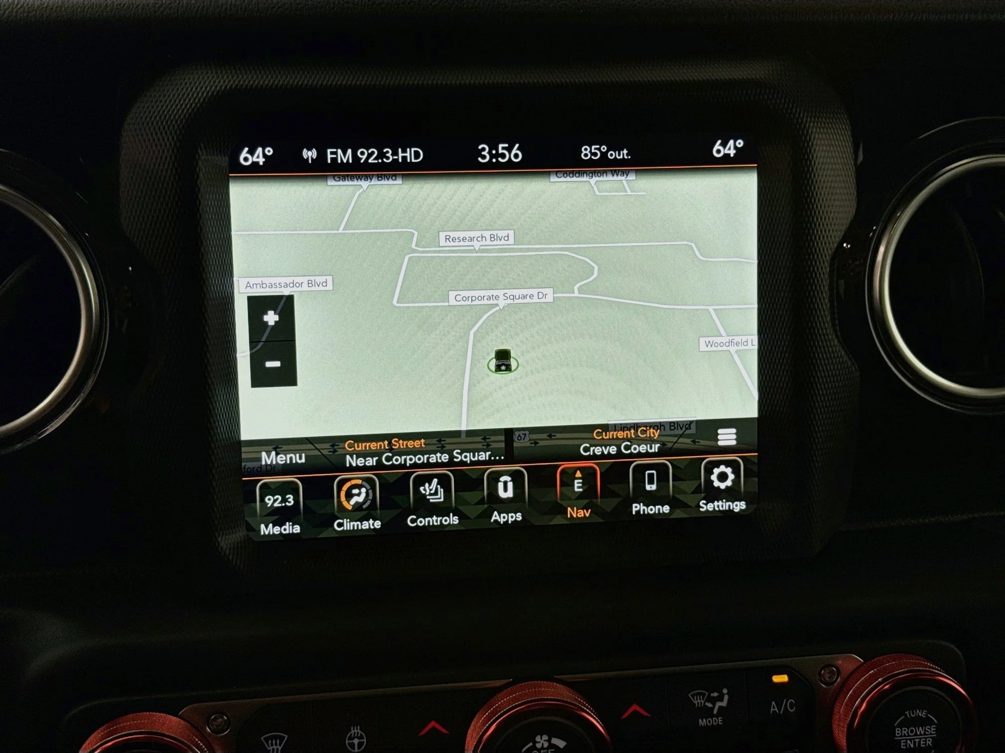 Used 2020 Granite Crystal Metallic Clearcoat Jeep Sahara Altitude image 15