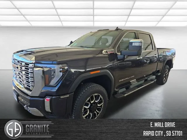 2026 GMC Sierra 4WD Crew Cab Standard Box Denali's photo