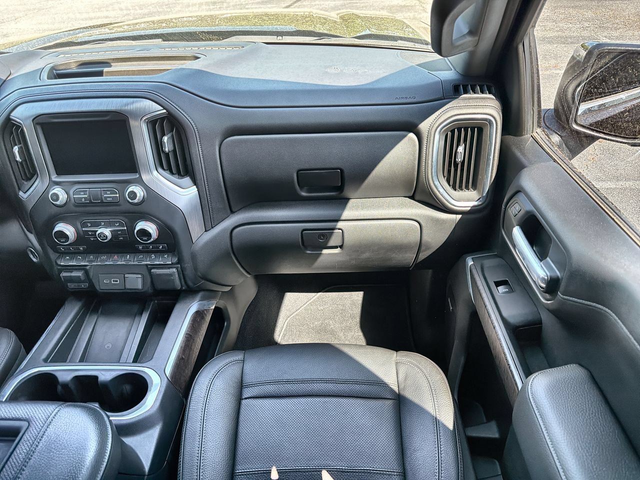 Used 2019 ONYX BLACK GMC Denali image 24