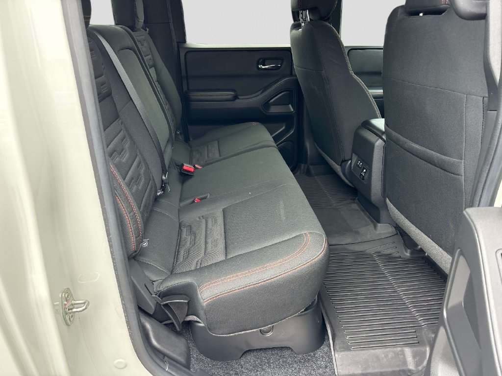 Used 2025 White Nissan PRO-4X image 17